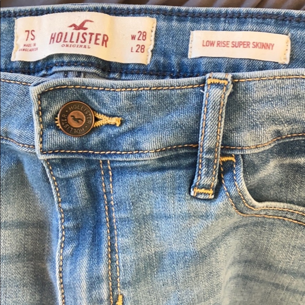 Low Rise Supper Skinny Ripped Jeans - Picture 4 of 4